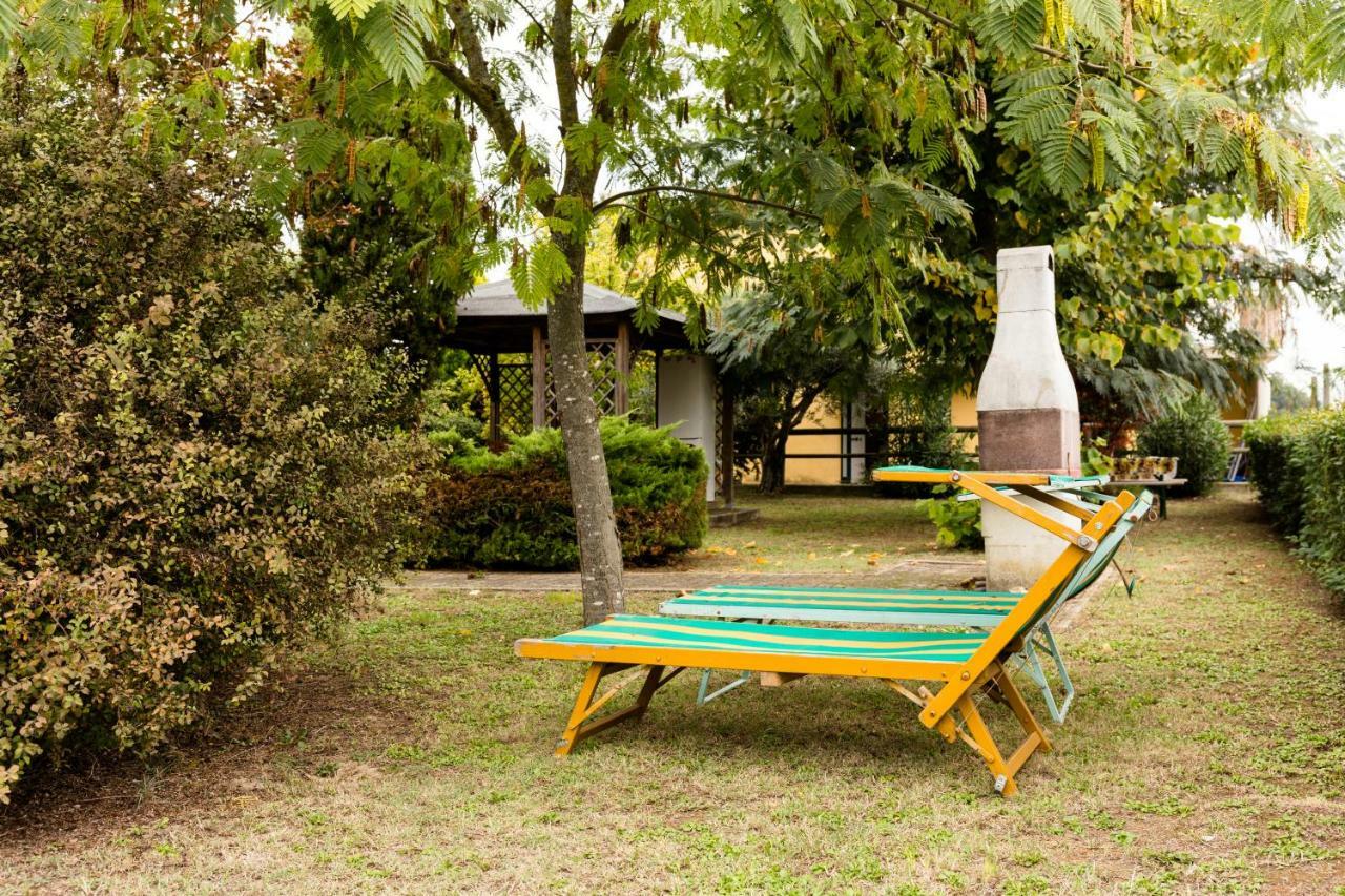 Bed and Breakfast Il Casale Di Nonno Guido Monterado Экстерьер фото